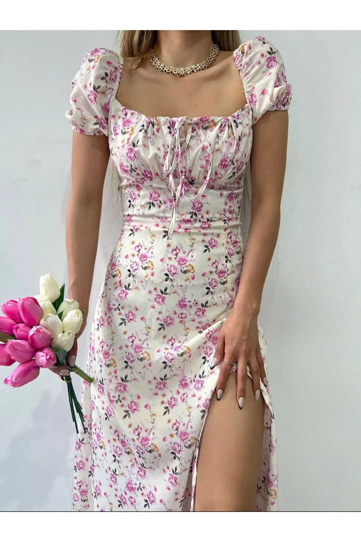 Yaka Bağcıklı Karpuz Kol Çiçekli Elbise